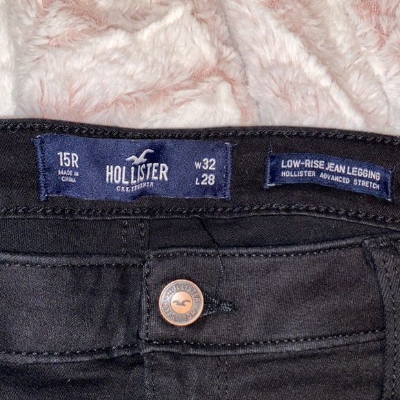 Hollister 15R - Picture 4 of 6